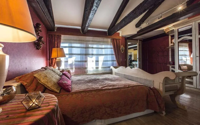 Attic Panoramic View R&R