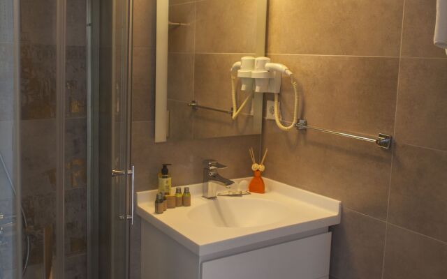 Letstay Hotel - Adults Only