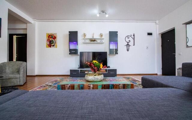 N & G Apartments