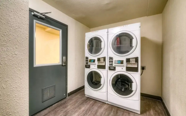 Candlewood Suites Tacoma Mall by IHG