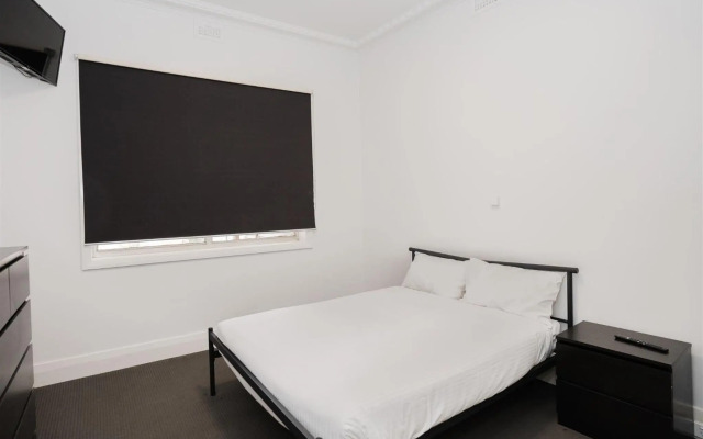 Hurley's Bar & Bistro