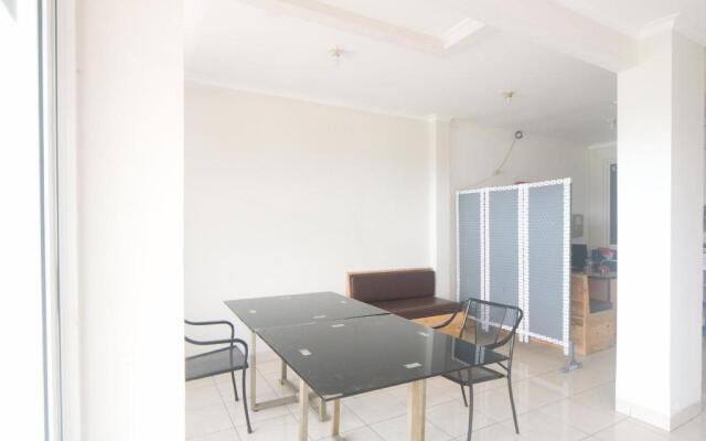 OYO 3049 Scientia Dormitory Near RS Bethsaida