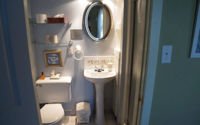 Au Manoir de la rue Merry