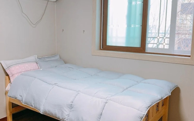 Ulsan Guesthouse by Sleeping Pong - Hostel