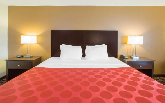 Ramada by Wyndham Tulsa