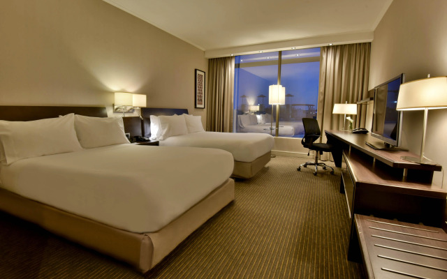 Holiday Inn Santiago - Airport Terminal by IHG