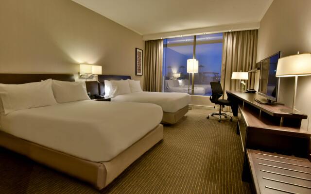 Holiday Inn Santiago - Airport Terminal by IHG