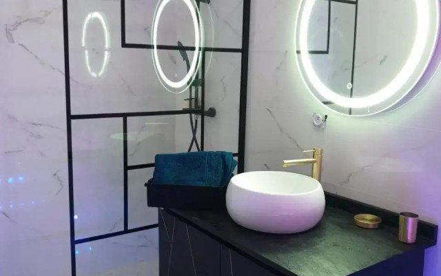 Suite Miro Charme et Volupté