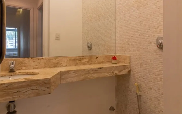 2 Minutes From Copacabana Beach D302