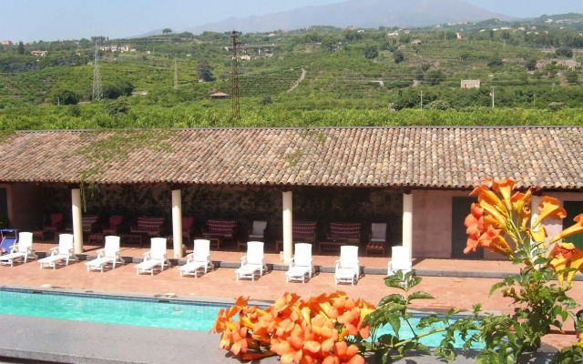 Hotel Etna