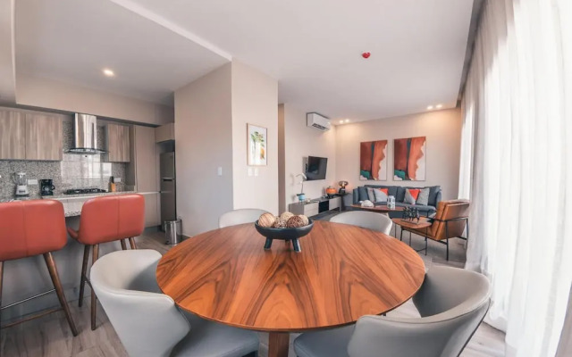 Breakfast Included at Regatta Living 301