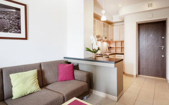 Studio Świętokrzyska Warsaw by Renters