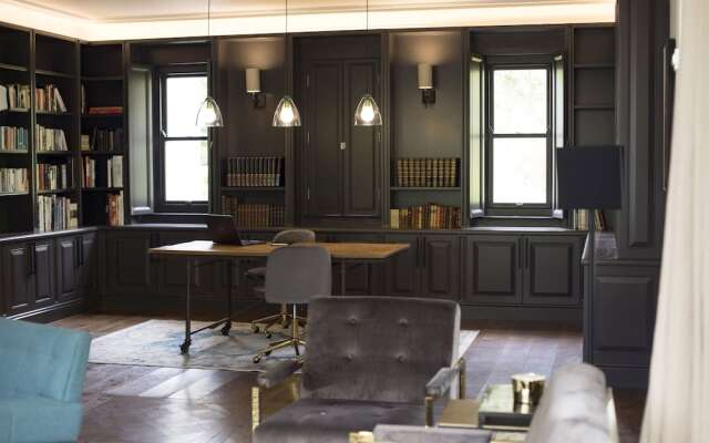 Arambrook Boutique Hotel