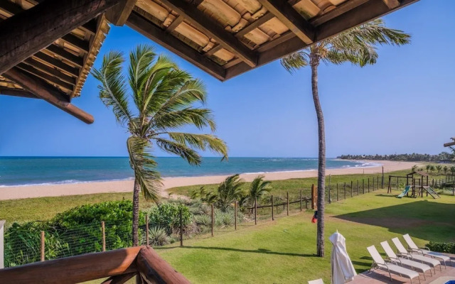 Apt. in a Seaside Condominium Itacimirim-ba Iab109