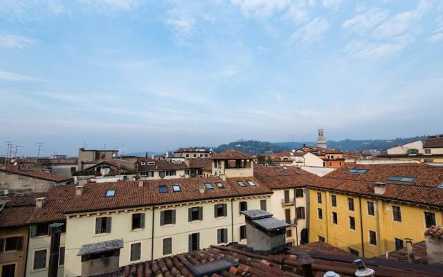 Bright Apartments Verona - Borsari Historical 2