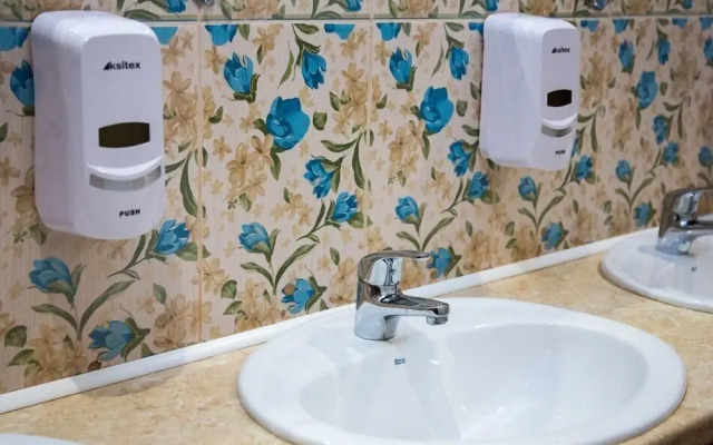 Артист Хостел на Бауманской