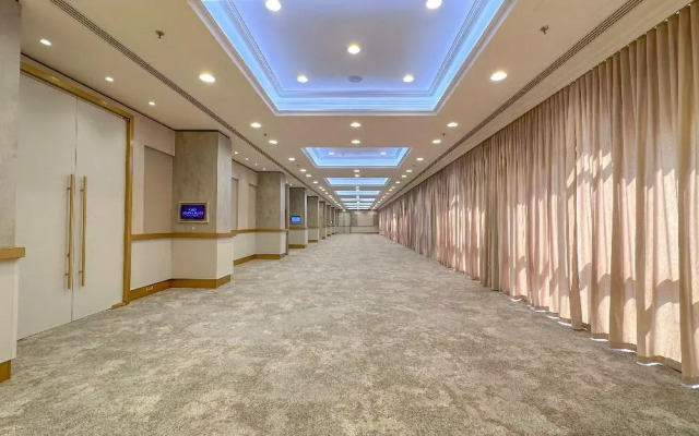 Crowne Plaza Manama (Bahrain)