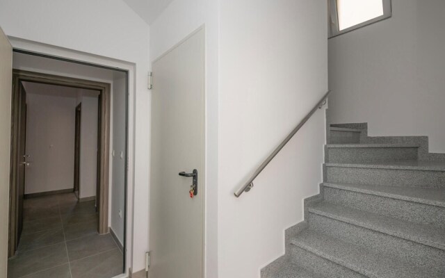 Awesome Apartment in Podaca With Wifi and 2 Bedrooms