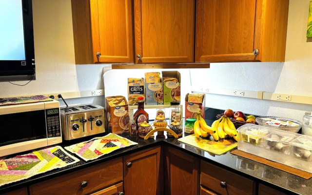 Murray Inn and Art Gallery