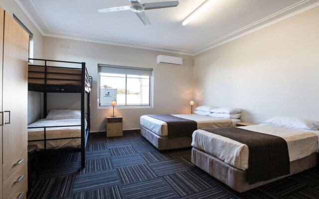 Toongabbie Hotel