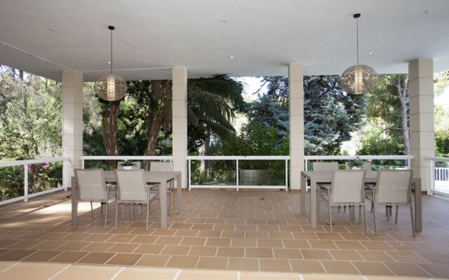 Charming Villa In The Exclusivity Of Son Vida