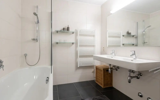 Luxurious Apartment in Furth With Pool