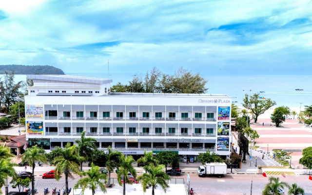 Cenang Plaza Beach Hotel