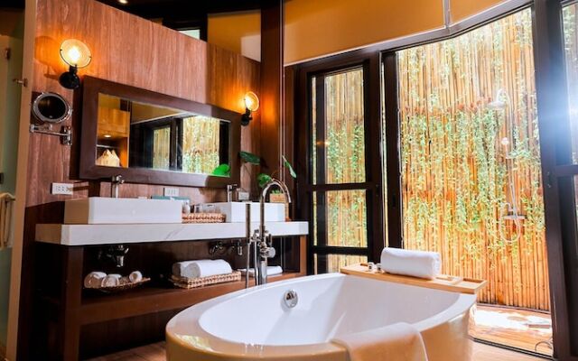 Lihim Resorts
