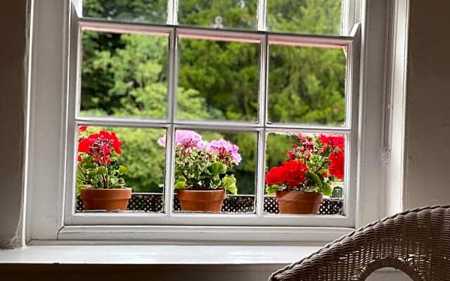 Fleur De Lys Bed & Breakfast