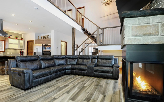 Chalet 30 Chemin des Skieurs by Chalets Alpins