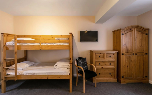 Roydon Marina Village