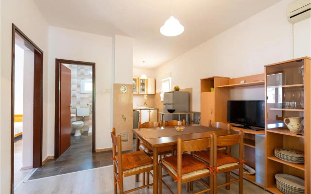 Four-Bedroom Holiday home Krusevo with Sea View 05