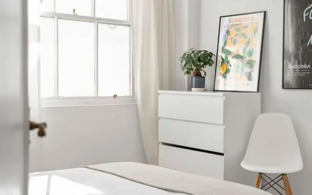2-bed Knightsbridge Home