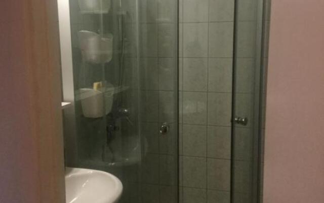 Kemi city center 2 room and kitchen Free private parking