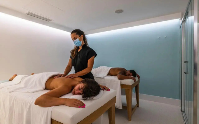 Regency Salgados Hotel & Spa