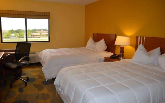 Marble Waters Hotel & Suites, Trademark by Wyndham