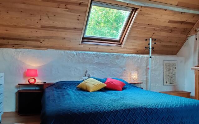 Gorgeous Mansion in Thizay With Private Swimming Pool!