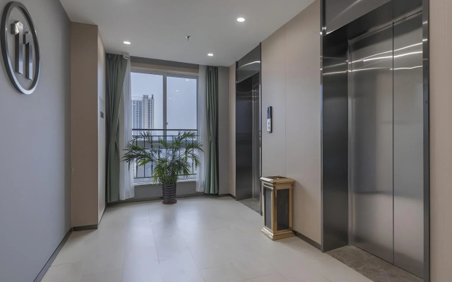 Vatica Hefei Huangshan Road Yuexi Road Hotel