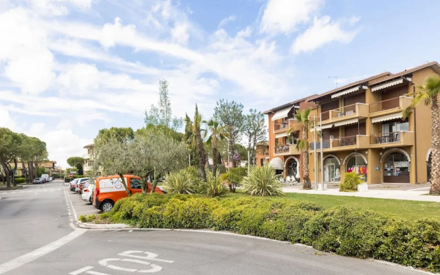 Cloistered Apartment in Sirmione near Lake