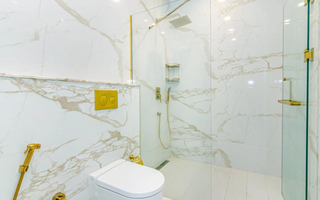 Buta Palace sweet home 903