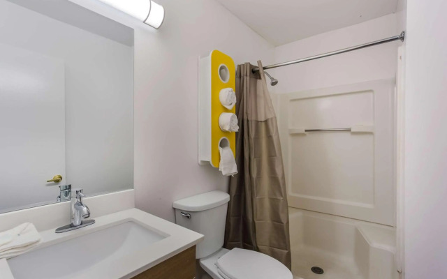 Motel 6 Jacksonville, FL - South