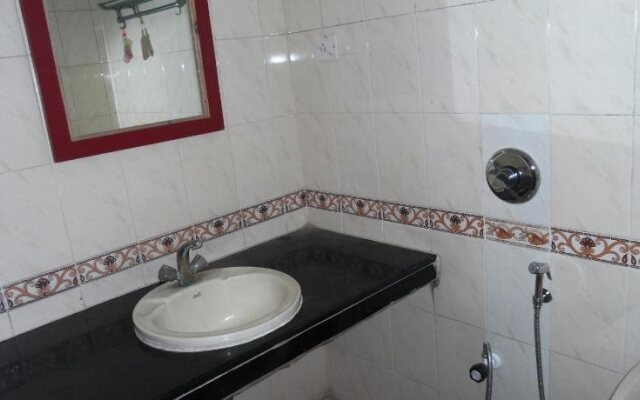 Hotel Bhimas Paradise