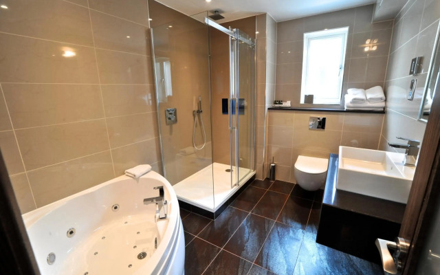 Frensham Pond Country House Hotel & Spa