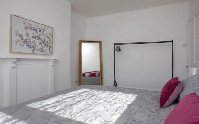 Suzie's Pad Torquay Devon