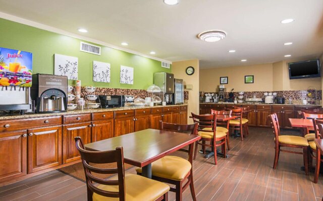 Spark by Hilton Oxford