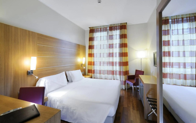Canada Hotel