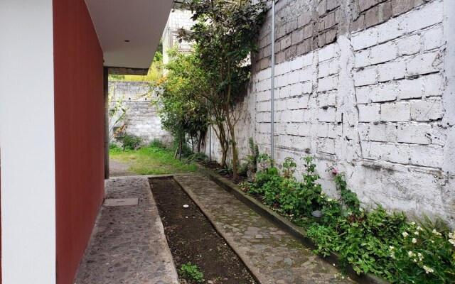 Hostal Monte Real