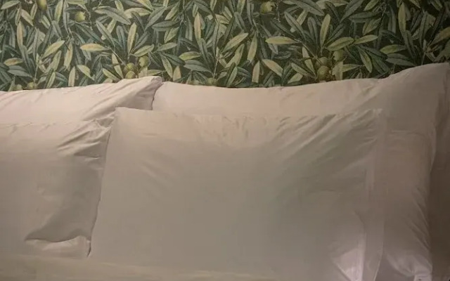 Shourin Hotel Cheonan by Aank