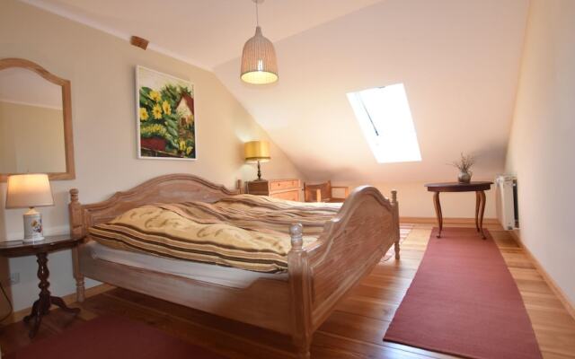 Besondere Ferienwohnung Bibliothek in Buschhagen