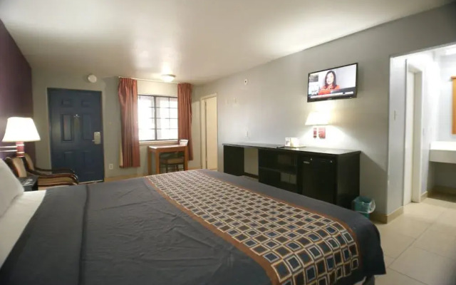 Texas Inn Aiport McAllen